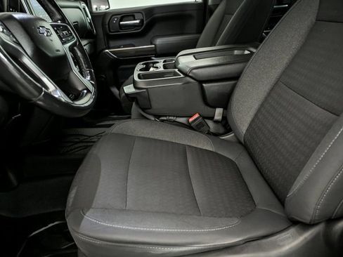 Used 2019 Chevrolet Silverado 1500 LT Trail Boss w/ Convenience Package image 10