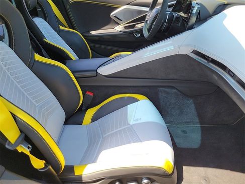 Used 2022 Chevrolet Corvette Stingray Premium Cpe image 22