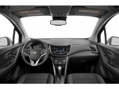 Used 2019 Chevrolet Trax LT w/ Redline Edition AWD/4WD image 11