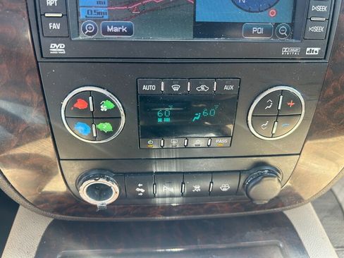 Used 2008 GMC Yukon XL Denali AWD/4WD image 14