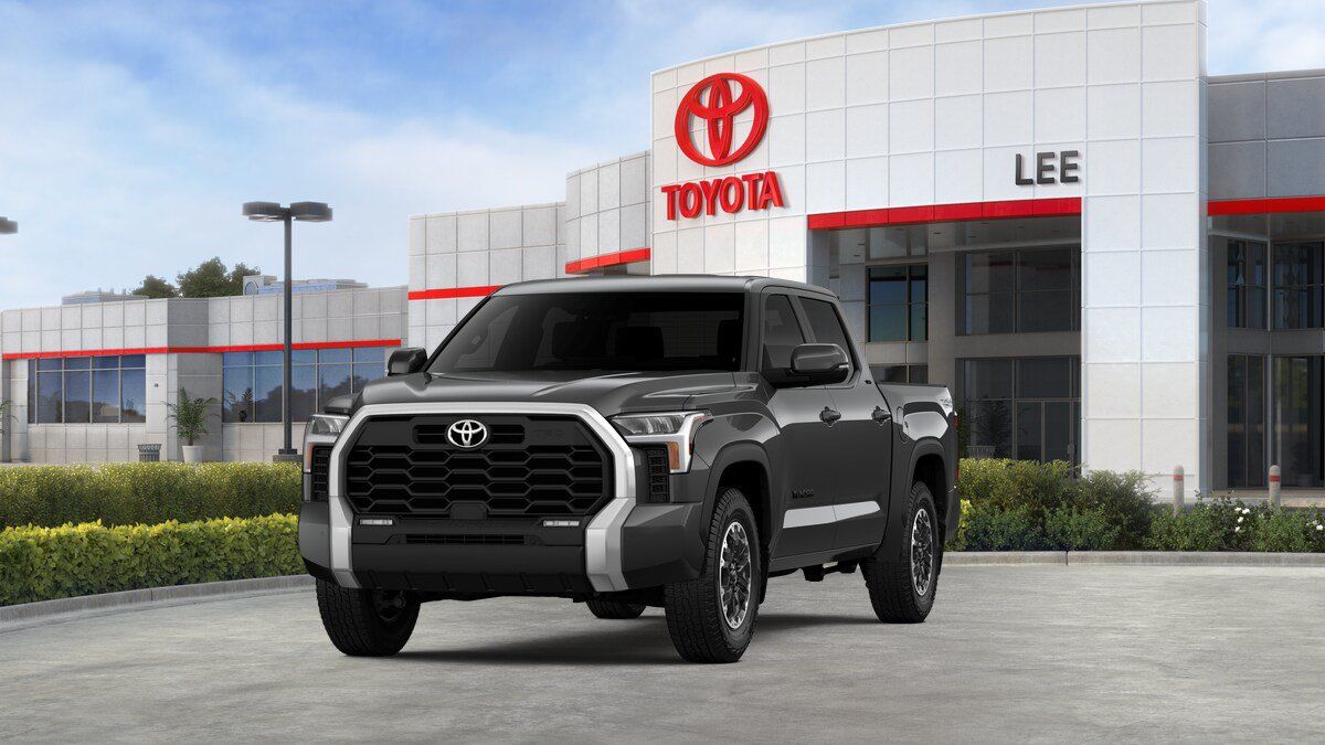 New 2026 Toyota Tundra SR5 w/ TRD Off-Road Premium Package AWD/4WD image 18