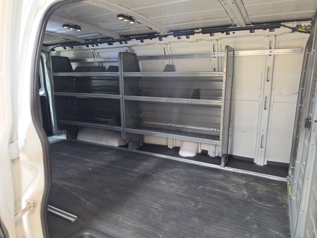Used 2023 Chevrolet Express 3500 Extended RWD image 14