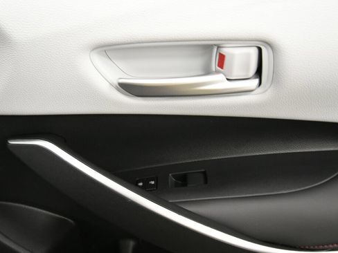 Used 2024 Toyota Corolla SE FWD image 27