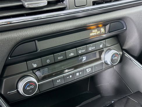 Certified 2023 MAZDA CX-9 Touring image 16