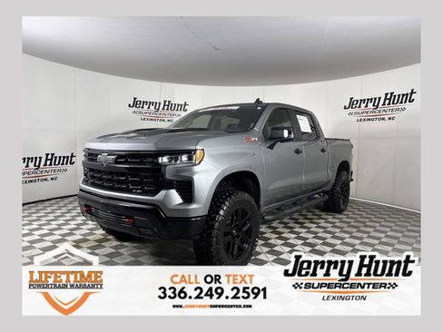 Used 2025 Chevrolet Silverado 1500 LT Trail Boss w/ Convenience Package II AWD/4WD image 1