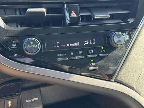 Used 2023 Toyota Camry LE AWD/4WD image 26