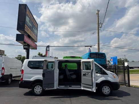 Used 2019 Ford Transit 350 XLT RWD image 5