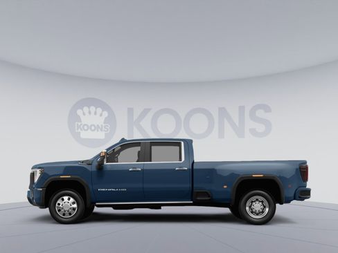 New 2026 GMC Sierra 3500 Denali w/ Denali Reserve Package AWD/4WD image 2