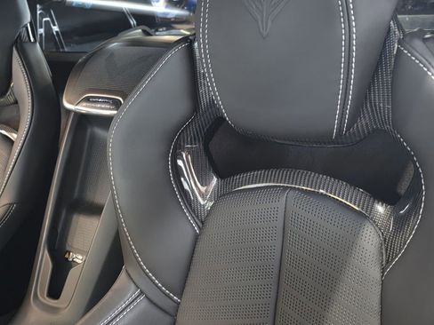 Used 2025 Chevrolet Corvette Stingray Preferred Cpe w/ Z51 Performance Package RWD image 31