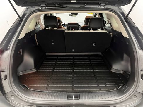 Used 2023 Kia Sportage EX image 9