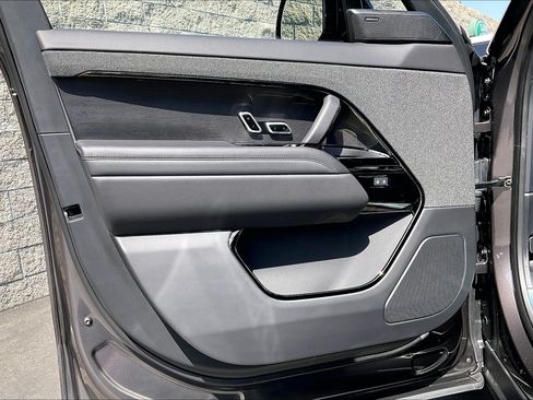 New 2026 Land Rover Range Rover Sport SE AWD/4WD image 12