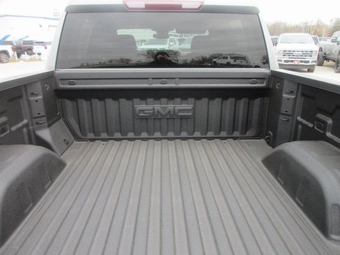 New 2026 GMC Sierra 1500 Elevation AWD/4WD image 8