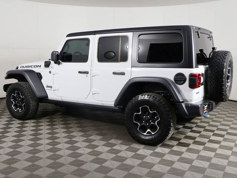 Used 2022 Jeep Wrangler Unlimited Rubicon 4xe w/ Cold Weather Group AWD/4WD image 21