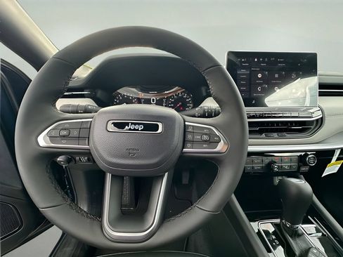 New 2026 Jeep Compass Limited AWD/4WD image 15