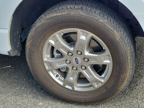 Used 2023 Ford F150 Lariat RWD image 4