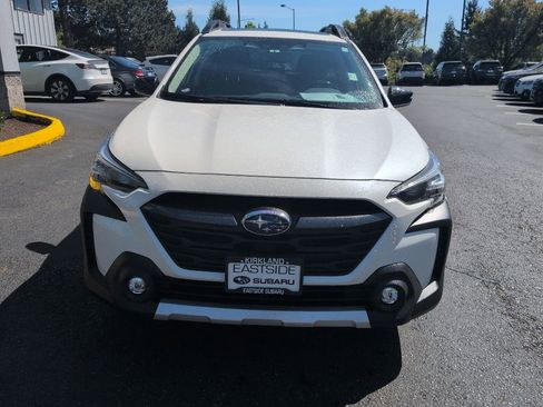 Used 2023 Subaru Outback Limited XT AWD/4WD image 3