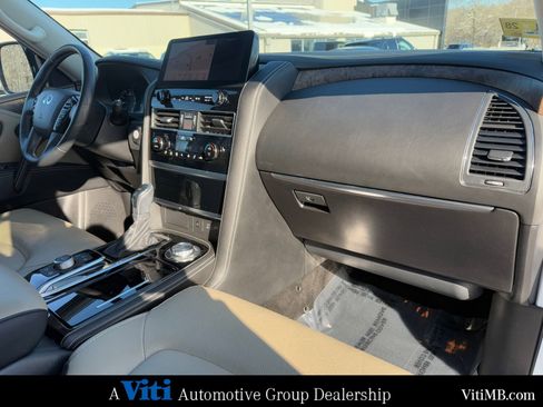 Used 2023 INFINITI QX80 Premium Select w/ Cargo Package image 31
