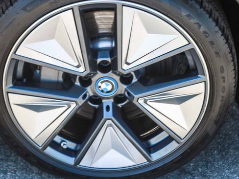 Used 2023 BMW i4 eDrive40 w/ Parking Assistance Package RWD image 10