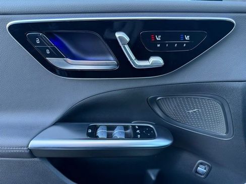 Used 2026 Mercedes-Benz C 300 4MATIC Sedan image 16