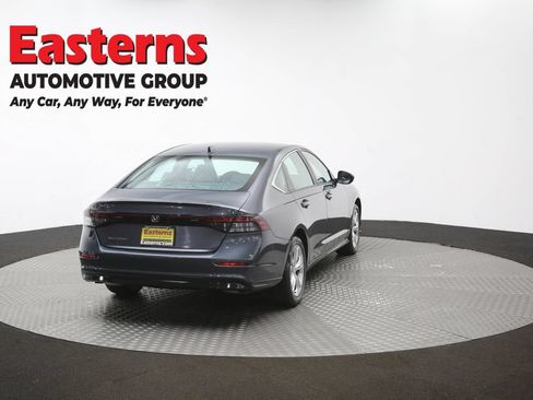 Used 2023 Honda Accord LX image 37