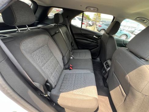 Used 2024 Chevrolet Equinox LT AWD/4WD image 28