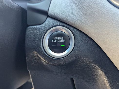 Used 2022 Chevrolet Equinox LT AWD/4WD image 28