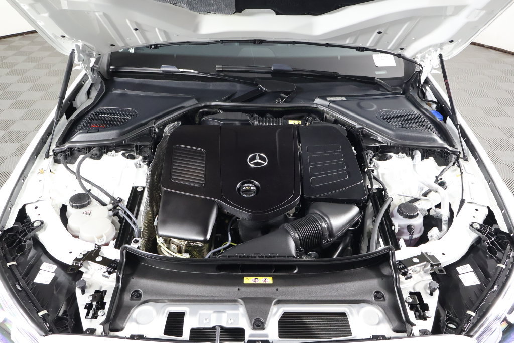 Used 2026 Mercedes-Benz E 350 4MATIC Sedan image 15