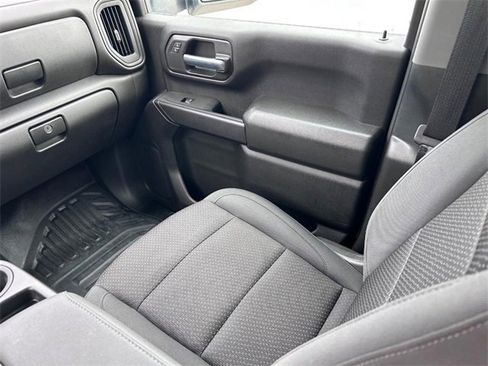 Certified 2025 GMC Sierra 2500 Pro image 13