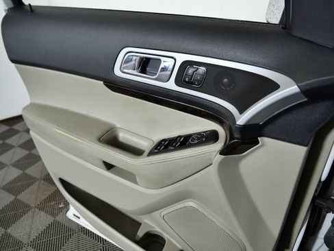 Used 2011 Ford Explorer Limited w/ 302A Rapid Spec Order Code FWD image 28