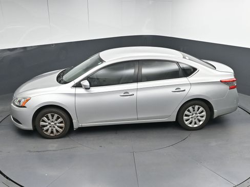 Used 2013 Nissan Sentra S image 29