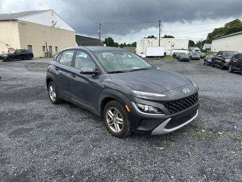 Used 2023 Hyundai Kona SE AWD/4WD image 2
