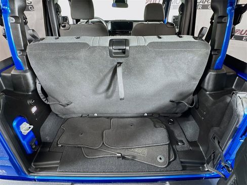 Used 2024 Jeep Wrangler Sport S image 23