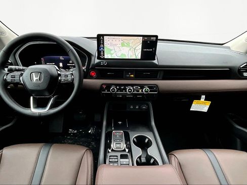 New 2026 Honda Pilot Touring image 10
