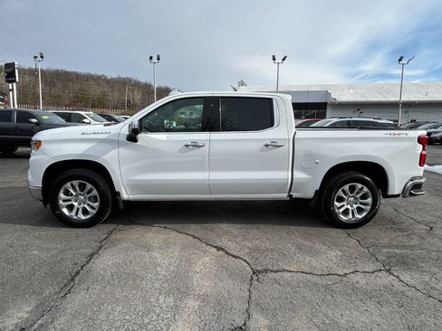 Used 2023 Chevrolet Silverado 1500 LTZ AWD/4WD image 2