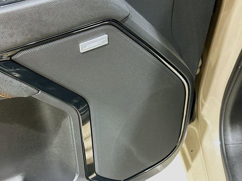 Used 2023 GMC Sierra 1500 AT4 image 19