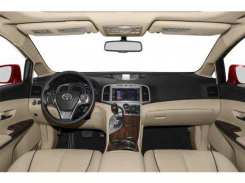 Used 2015 Toyota Venza LE image 8