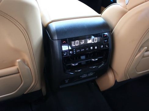 Used 2024 Jeep Grand Cherokee L Summit AWD/4WD image 47
