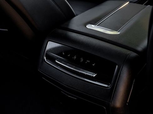 Used 2021 Cadillac Escalade ESV Sport image 37