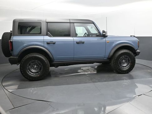 New 2025 Ford Bronco Badlands image 7