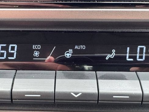Certified 2025 Toyota Camry XLE AWD/4WD image 28