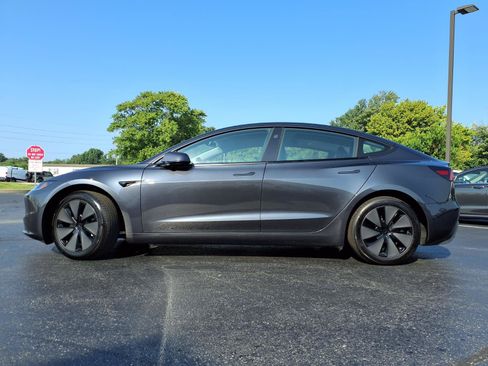 Used 2025 Tesla Model 3 Long Range RWD image 28