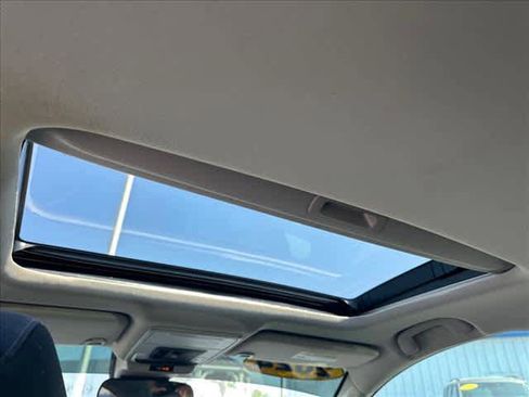 Used 2024 Honda Accord EX image 11