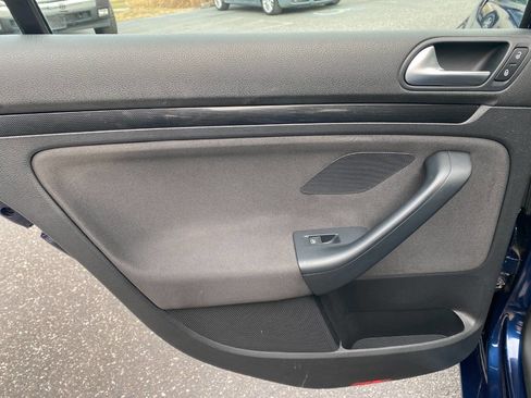 Used 2013 Volkswagen Jetta S image 21