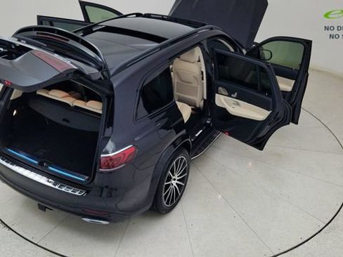 Used 2022 Mercedes-Benz GLS 450 4MATIC image 93