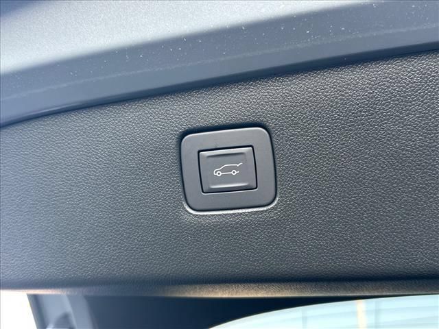 New 2026 Buick Envista Sport Touring w/ Convenience I Package FWD image 12