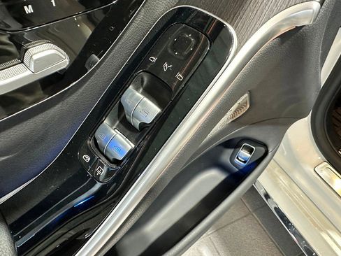 Certified 2023 Mercedes-Benz S 500 4MATIC image 14