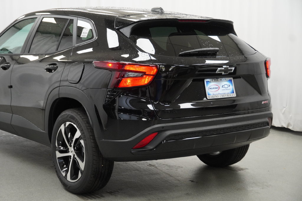 New 2026 Chevrolet Trax RS w/ Driver Confidence Package FWD image 17