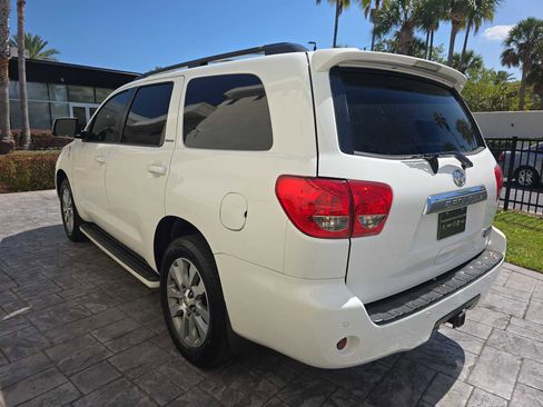 Used 2014 Toyota Sequoia Limited image 7