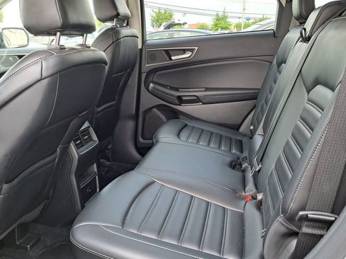 Used 2024 Ford Edge SEL AWD/4WD image 13