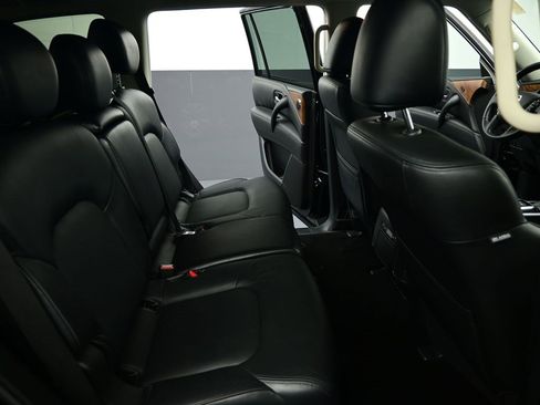 Used 2024 Nissan Armada SL image 31